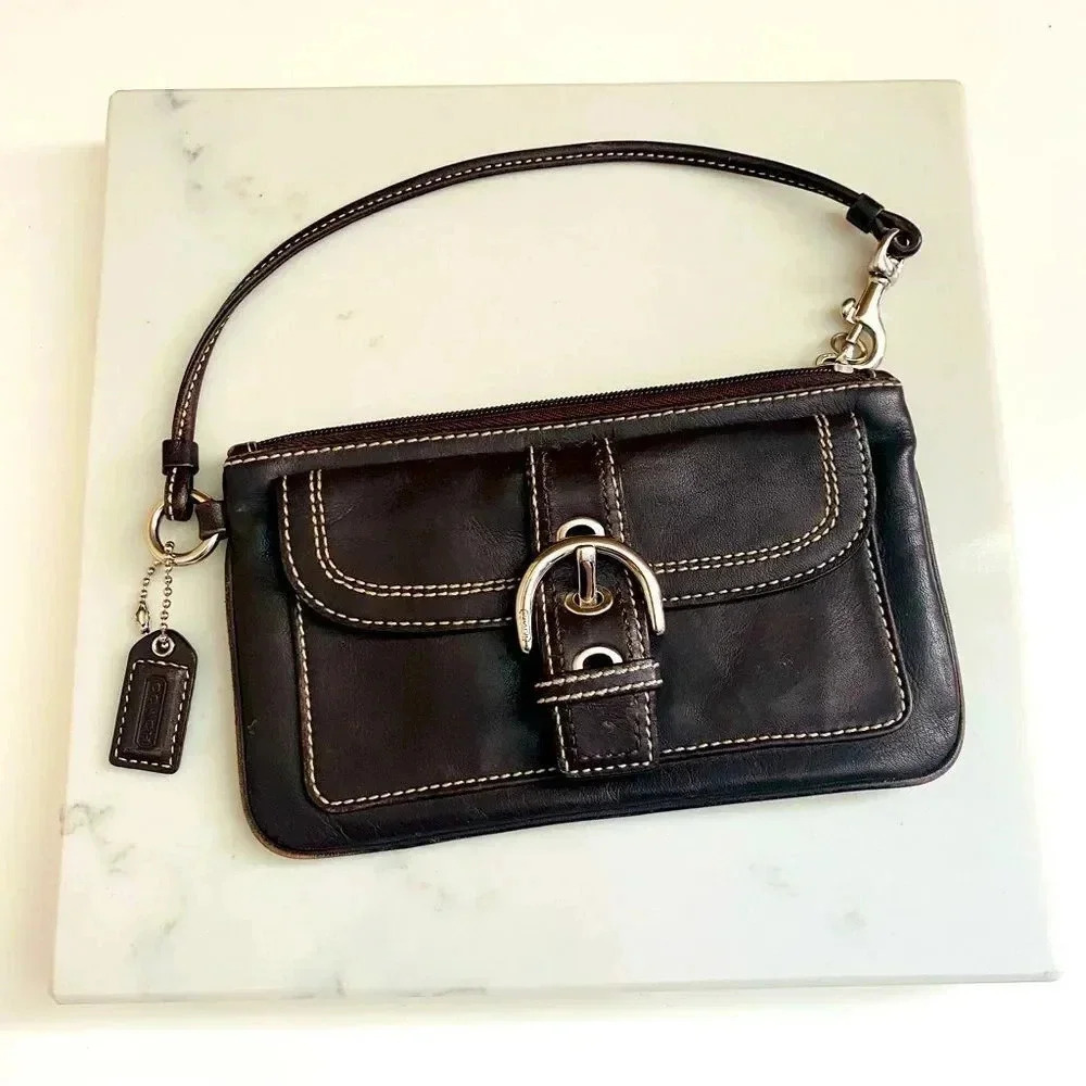 Vintage Coach Brown Buckled Leather Wristlet/Clutch